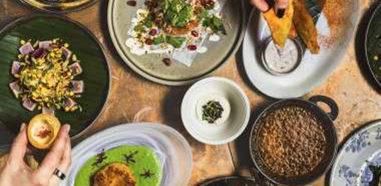 Jobba som Serveringspersonal hos India's Elite Stockholm Plaza